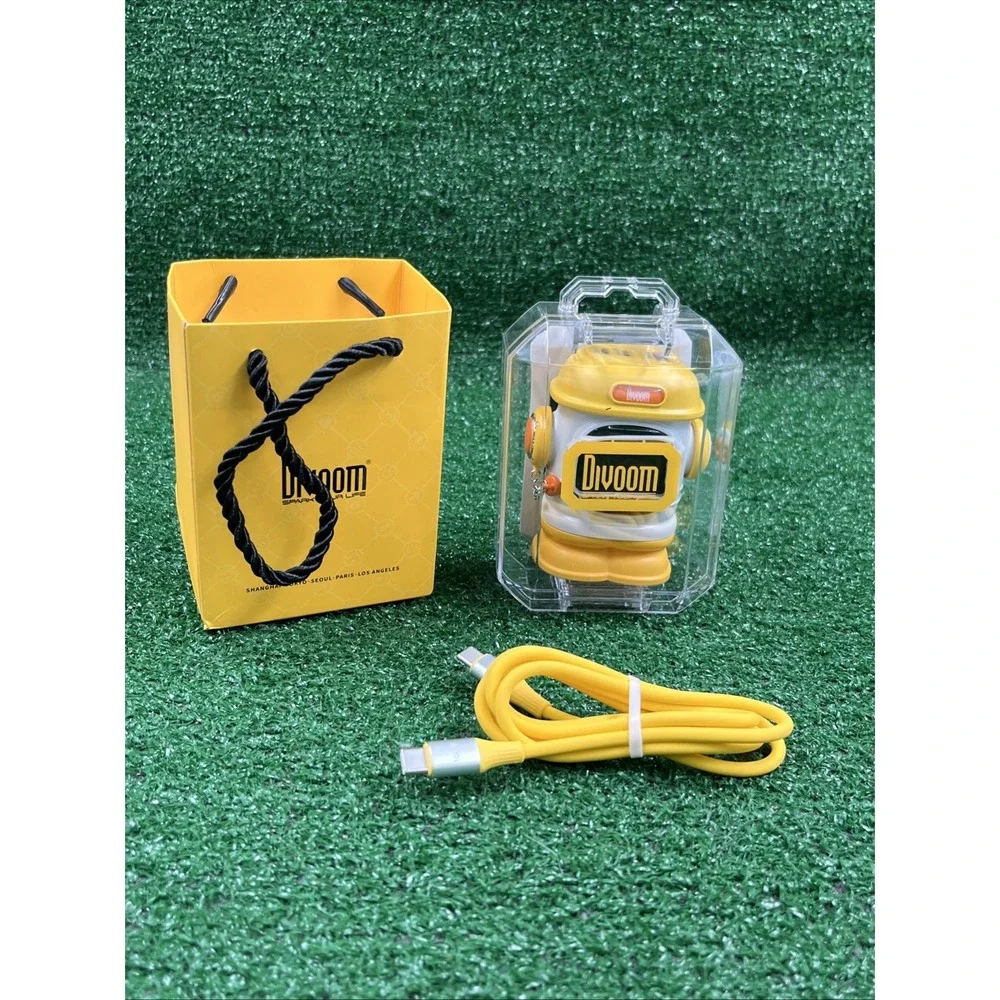 Dipow 65W USB-C Charger 3-Port Fast GaN‎ Charger with DIY Pixel Display New
